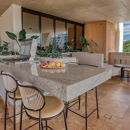 Oceanview Luxury Broadbeach 2 Bedroom Gold Coast Exterior photo